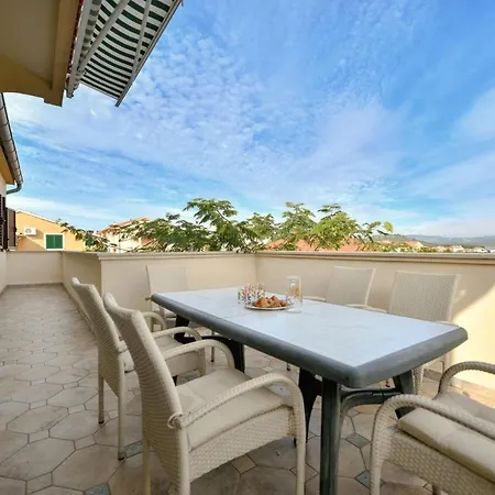 With Parking Space - 5088 ムルテル