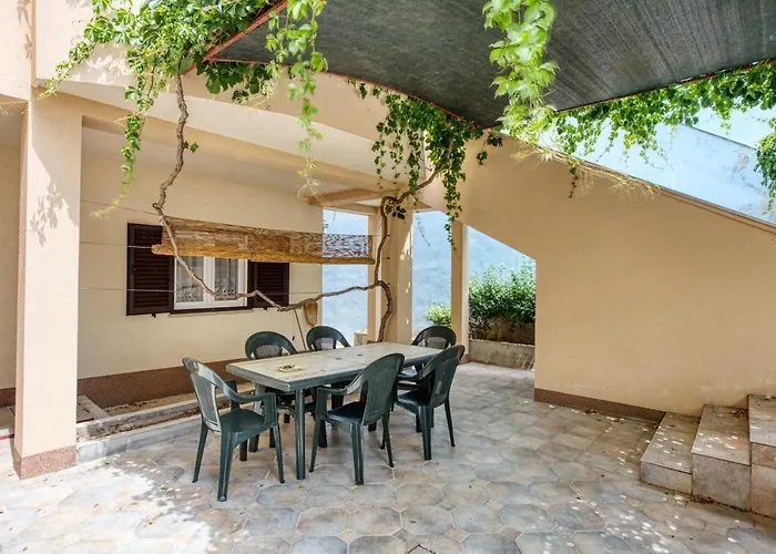 Apartament With Parking Space - 5088 *