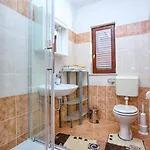 With Parking Space - 5088 Apartamento *