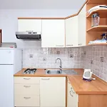 With Parking Space - 5088 Apartamento Murter