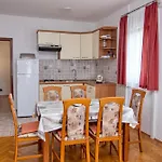 With Parking Space - 5088 Apartamento