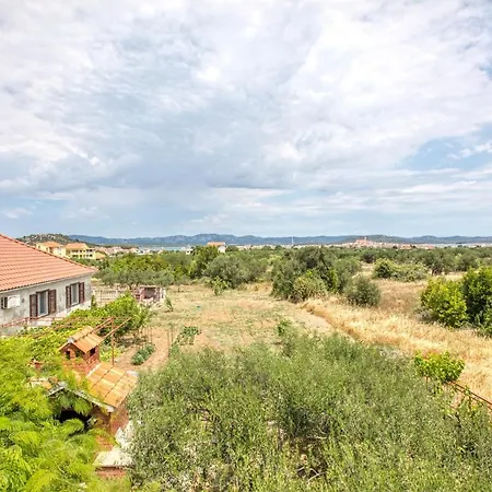 With Parking Space - 5088 Apartman